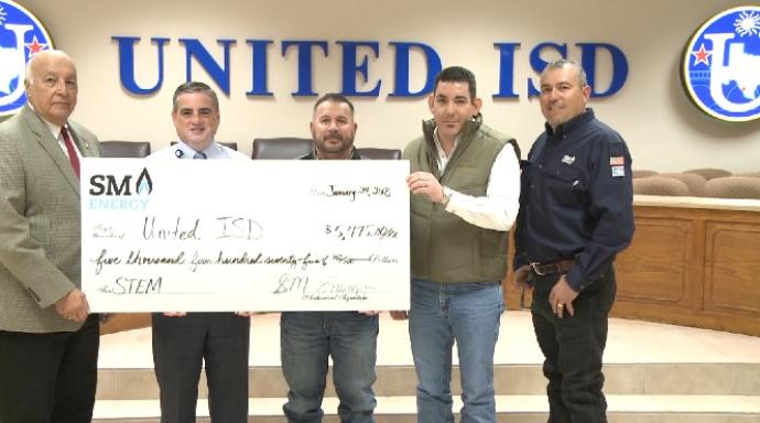 SM Energy donates check to United ISD (UISD)