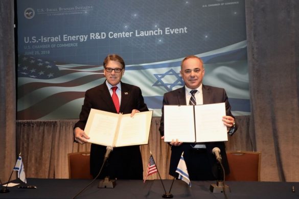 Steinitz-Perry-MoU-Signing-6-25-18-CREDIT-SHMULIK-ALMANY